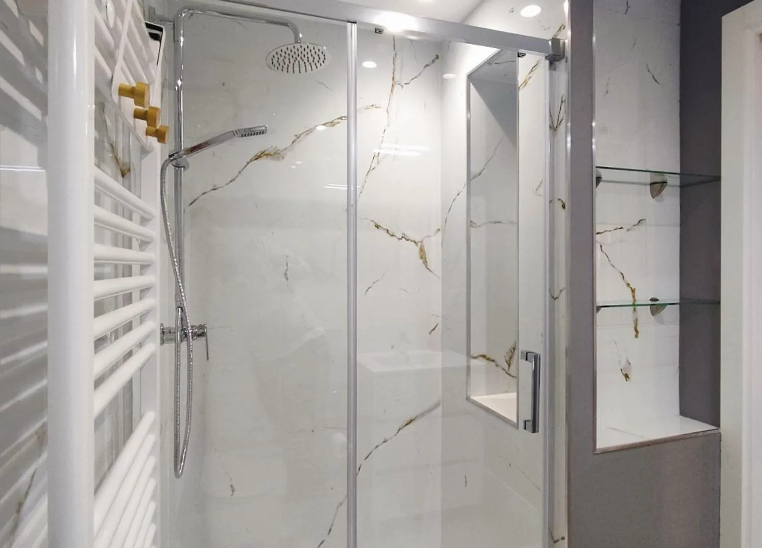 Apartment Ferola Homes Granada